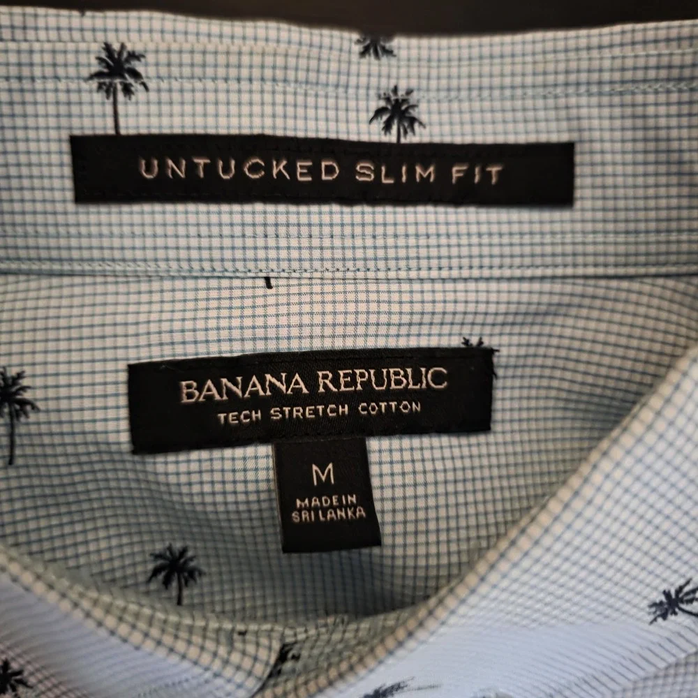 Pineapple Tree Shirt Mens Medium Blue Banana Republic Untucked Tech Stretch Slim